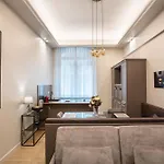 Apartment Cavour *