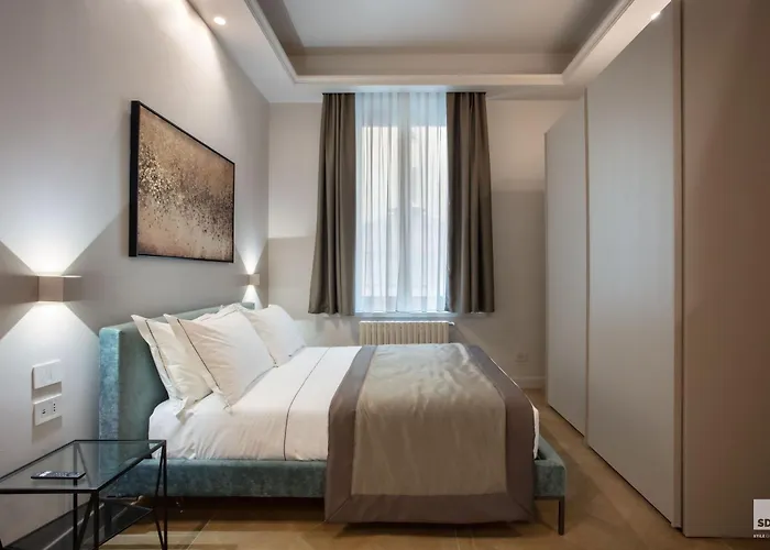 Cavour * بولونيا