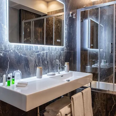 Cavour Apartamento *